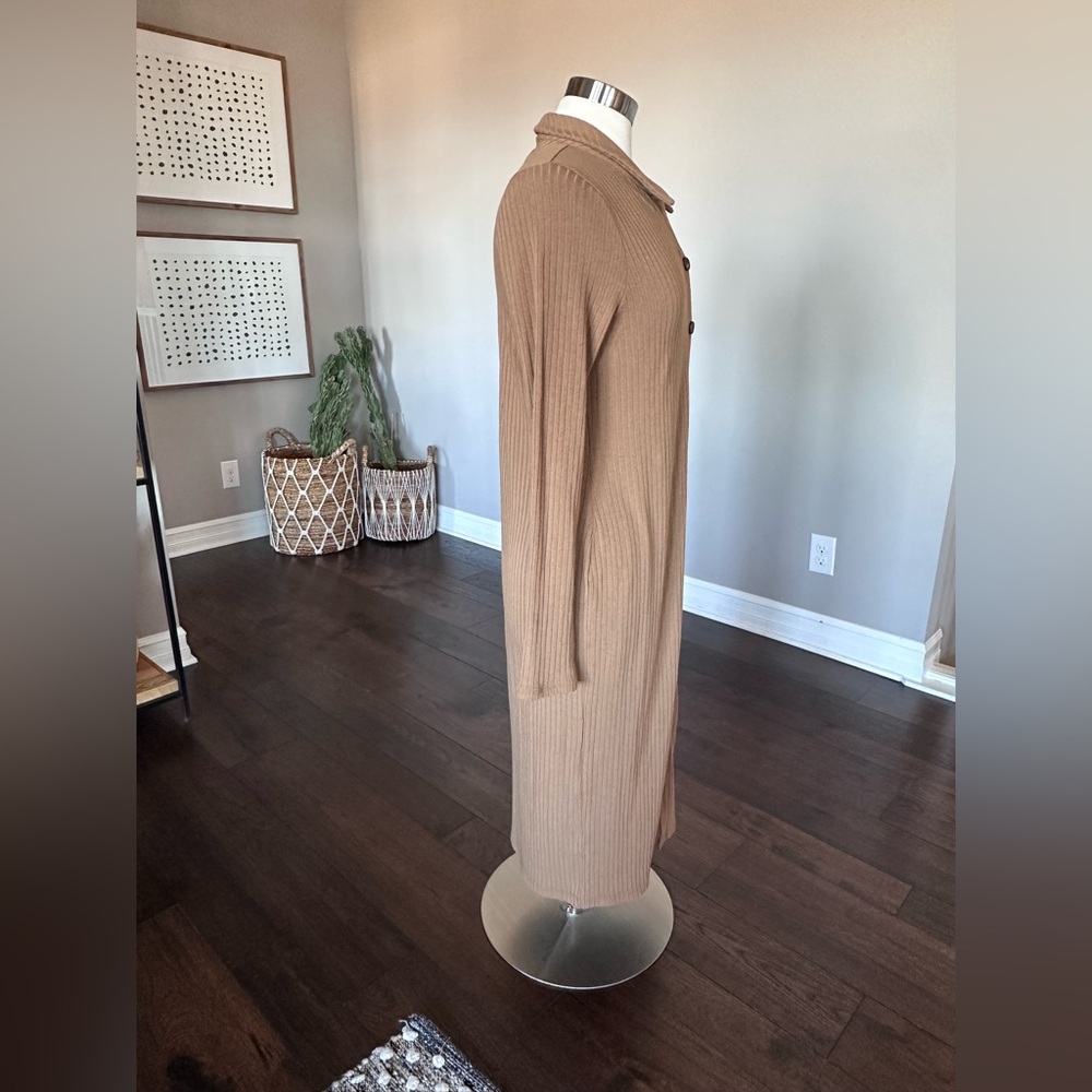 Madewell Fitted Ribbed Button-Up Sweater Dress Camel Tan Large NWT Retail $110 - Picture 8 of 15